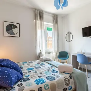 Apartment La Casa Di Anto, Rome